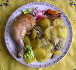 Kuře s brambory pečené v alobalu