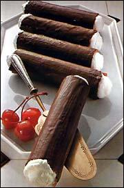 Čokoládové marcipánové komínky (trubičky)