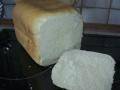 Bílý toustový chléb